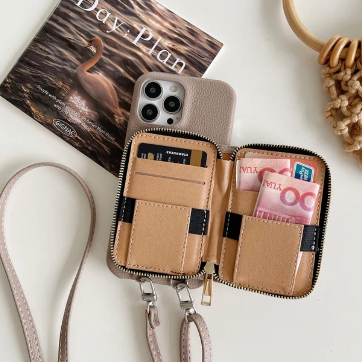 iPhone shoulder case | "Paula"