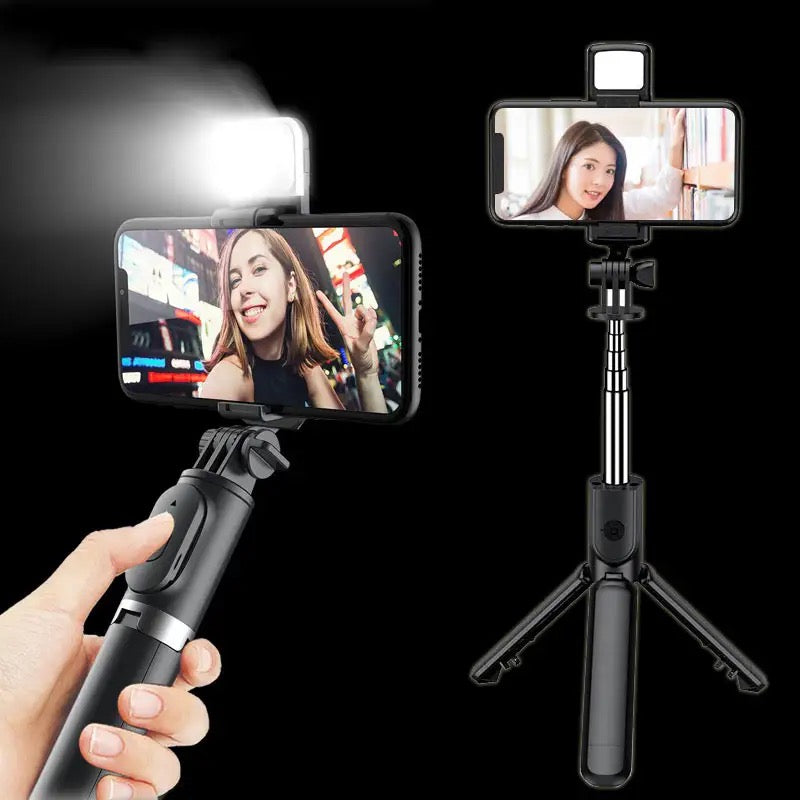 Universal smartphone tripod 